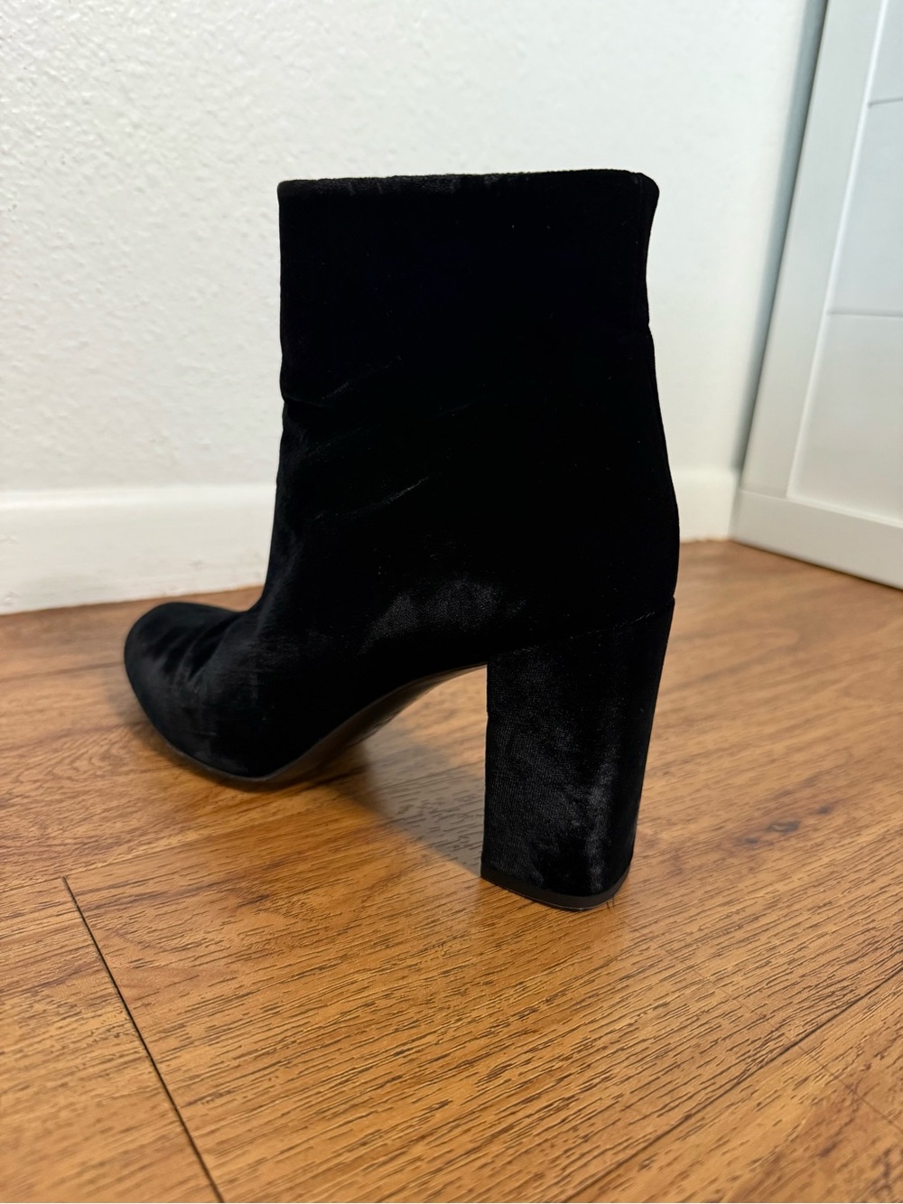 YSL Saint Laurent Velvet Ankle Boots Black Block Heel Booties EU 38 US 8 - Picture 2 of 10